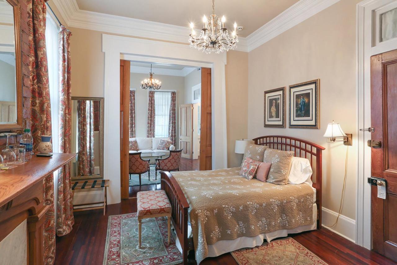 Elysian Fields Inn นิวออร์ลีนส์ ภายนอก รูปภาพ