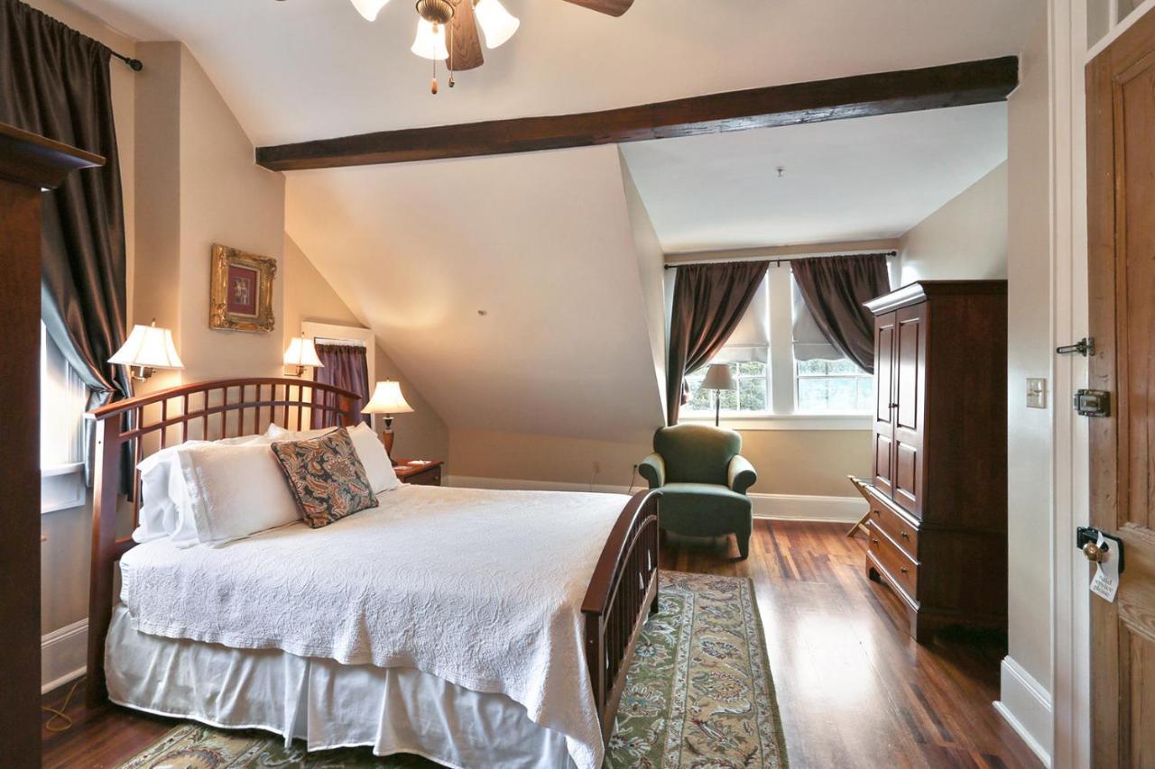 Elysian Fields Inn นิวออร์ลีนส์ ภายนอก รูปภาพ